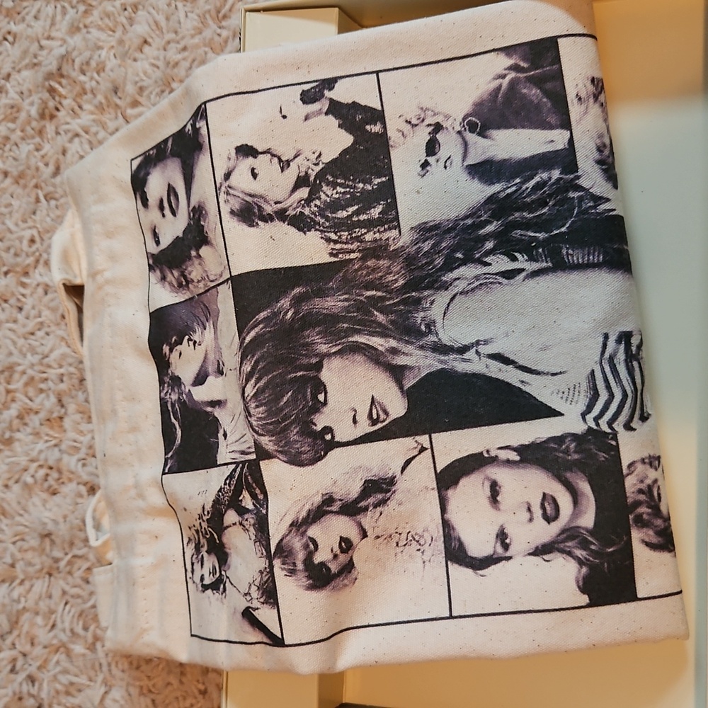 Taylor Swift The Eras Tour VIP box - Picture 10 of 16